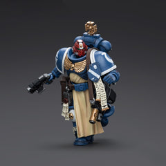 JOYTOY Ultramarines Sternguard Sergeant fully articulated for flexible posing.