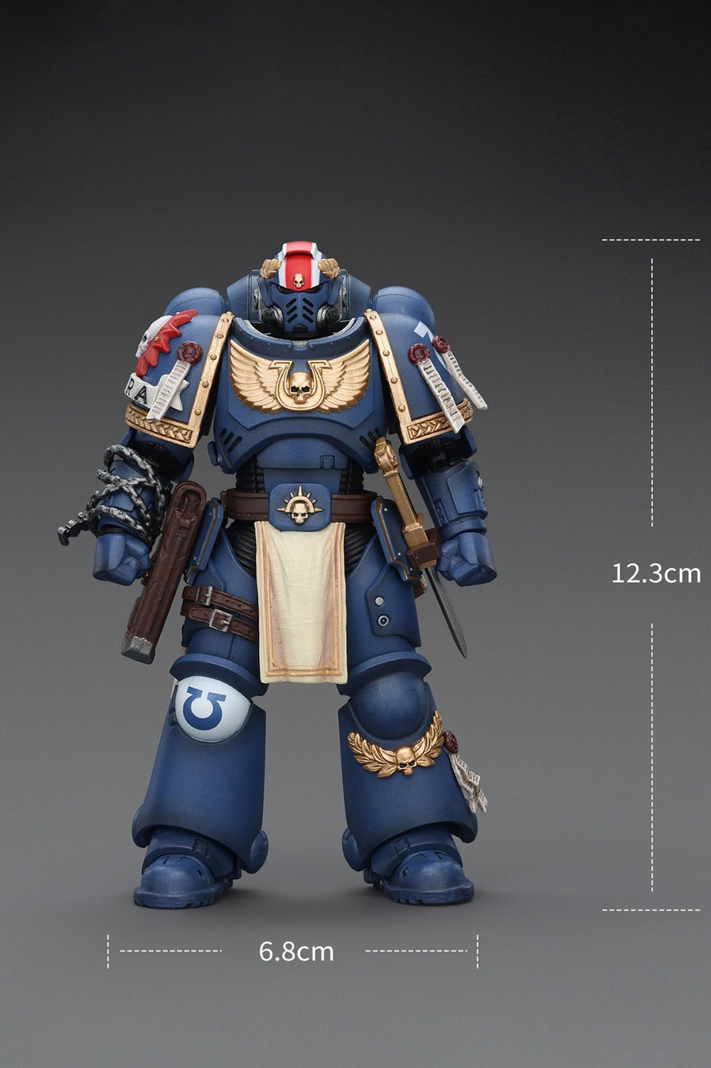 JOYTOY Ultramarines Titus articulation points enable fluid posing.