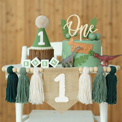 JUIIZAY first birthday green high chair banner as a bright photo backdrop for memories