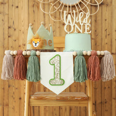 JUIIZAY Wild One cake insert decoration highlights the dessert centerpiece