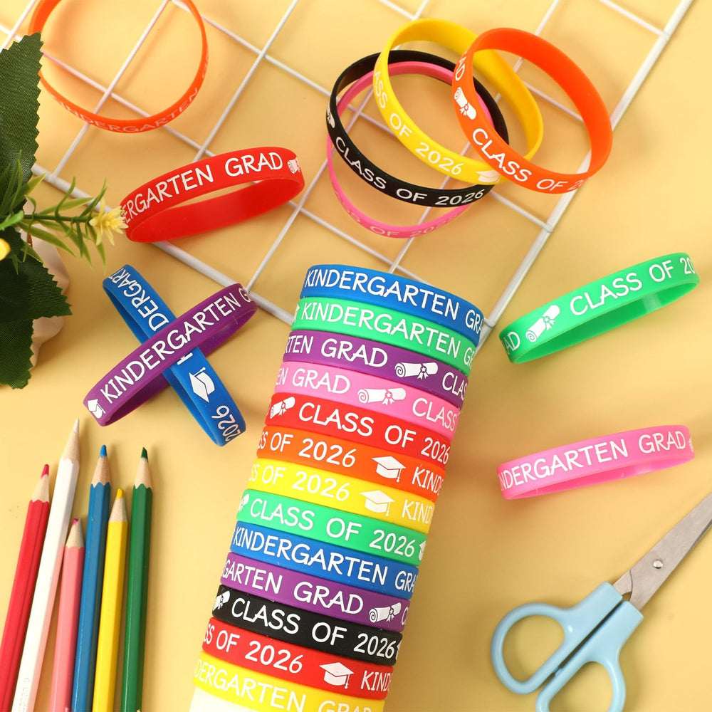 JUNEBRUSHS Class of 2026 bracelets, sturdy elastic fit.