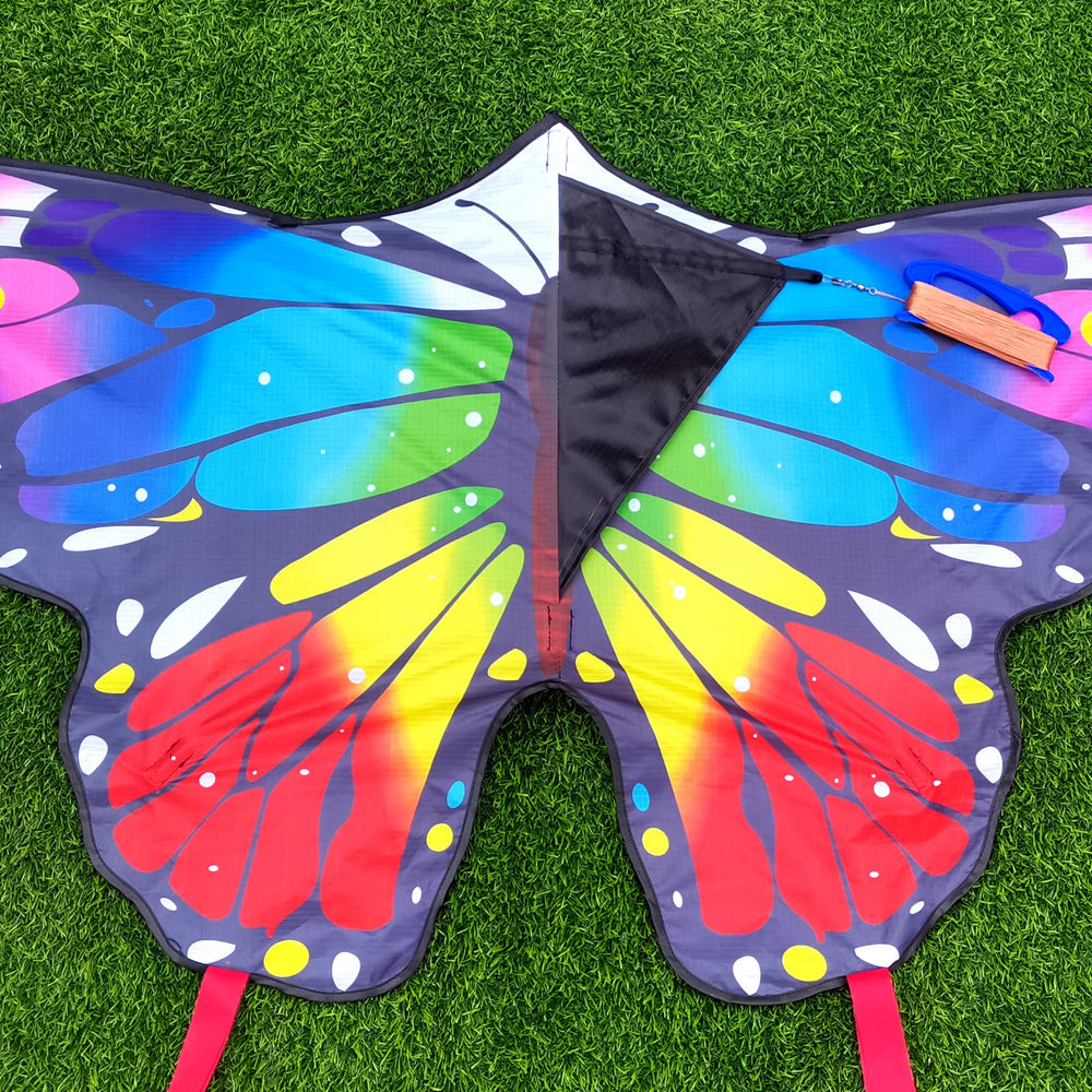Kaiciuss butterfly kite 300ft line unrolling during launch for extended reach