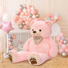 Karister gift-worthy giant bear for Valentine’s Day, Christmas, or birthdays