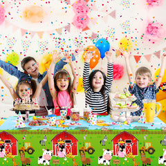 Kasyat three-piece pack for easy party setup and cleanup.