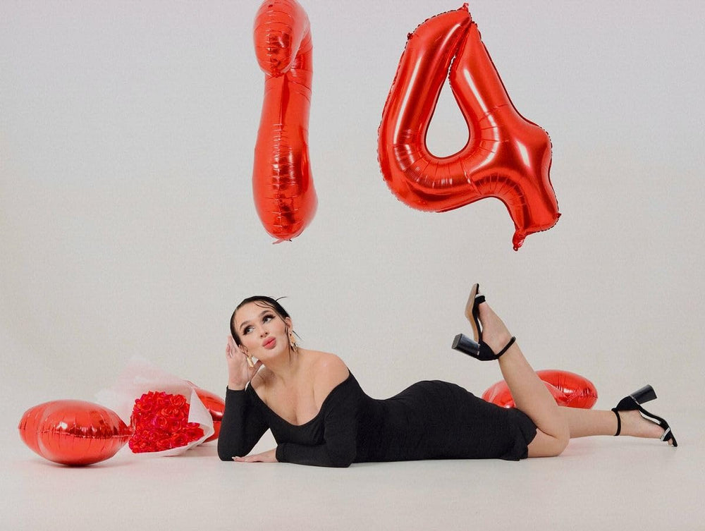 Kelfuoya 4th anniversary balloon 40 inch red boosts event style.