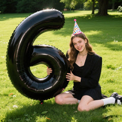Kelfuoya giant number 6 birthday decor for photo moments.