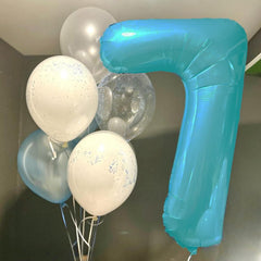 Kelfuoya number 17 blue foil balloon highlights milestone moments with style