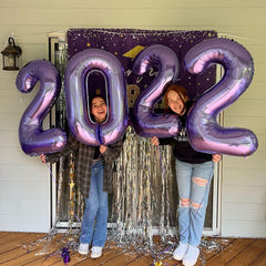 Kelfuoya wedding and anniversary decor ideas with oversized numbers.