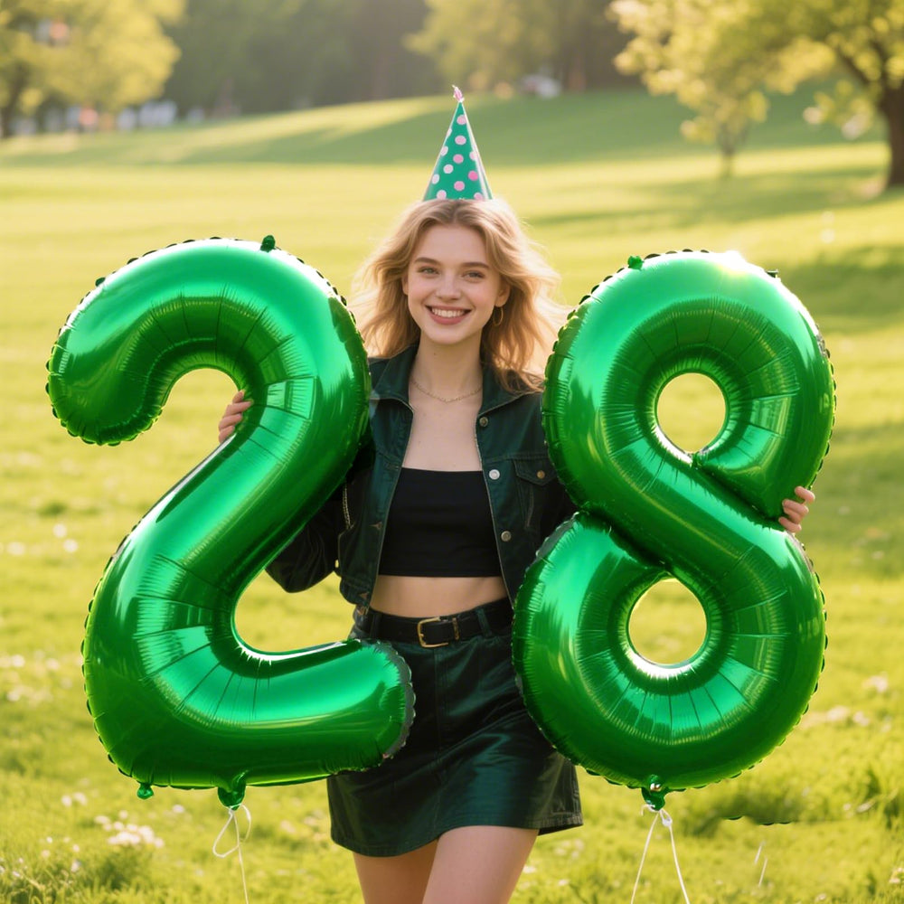 Kelfuoya number balloons for weddings and anniversaries with dramatic impact.