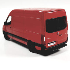 KiNSMART Mercedes-Benz Sprinter cargo van, pull-back action for quick play.