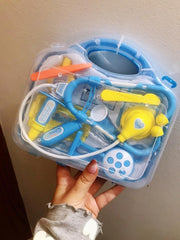Kiszo scalpel toy designed for safe supervised clinical play