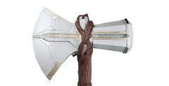 Komikku Gears Otakumod axe detail close up highlighting ergonomic grip and accurate styling.