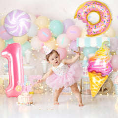Kriyokiaa Sweet One foil number 1 balloon adds a celebratory focal point.