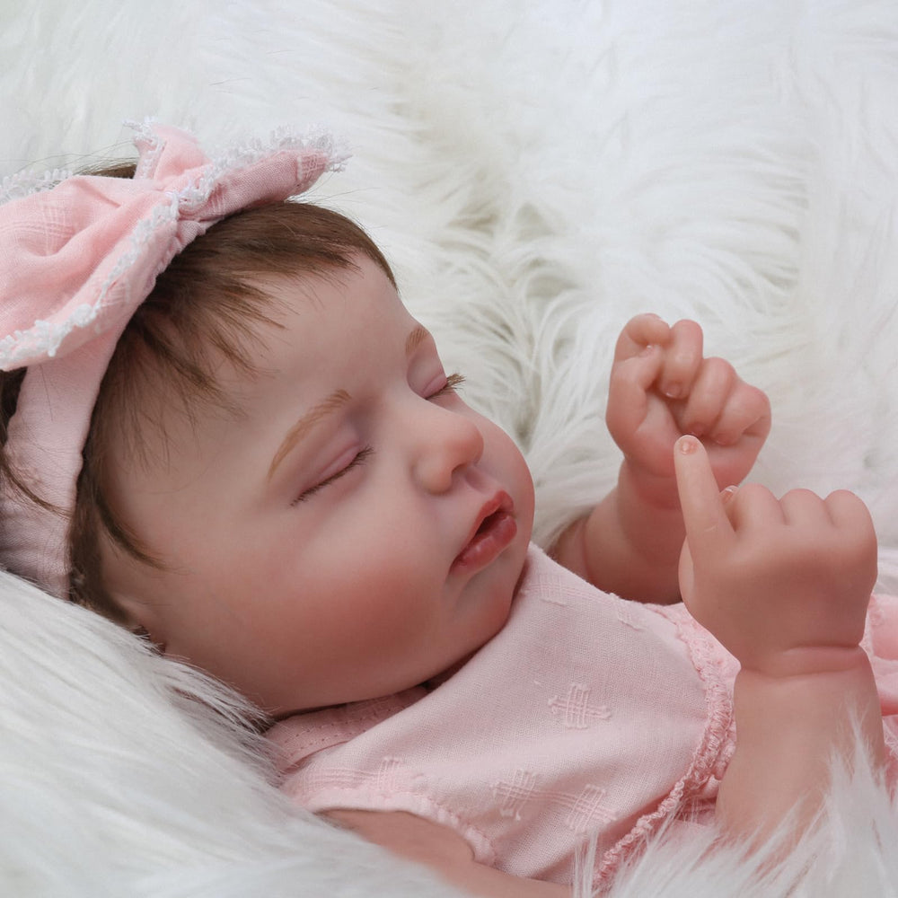 KSBD Reborn pacifier magnet and accessories add authentic comforting cues.