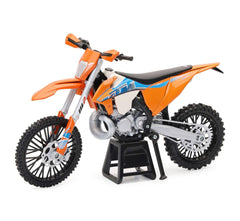 KTM 1:12 scale die-cast bike front view with precise detailing for collectors.