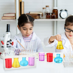 LaRandom colorful measuring cups support accurate pouring and exploration.