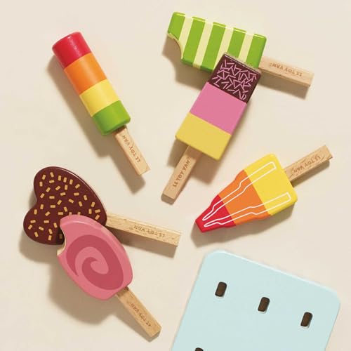 Le Toy Van Honeybake ice lollies holder displaying colorful pops for organized pretend snacks.