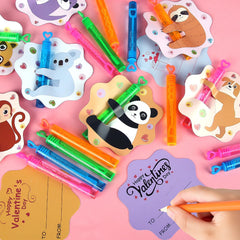 DIY gift idea for kids to personalize with names from LEASEN.