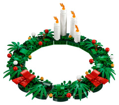 LEGO 40426 transformable garland for flexible holiday displays.