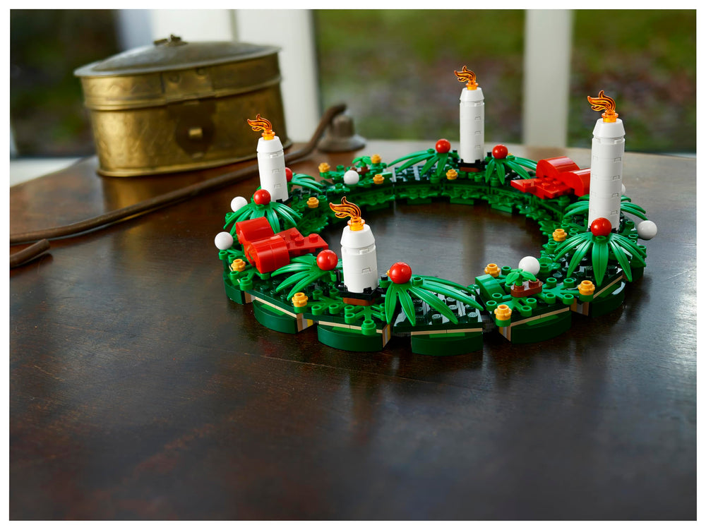 LEGO 40426 wreath-assembly steps shown in bright brick layout.