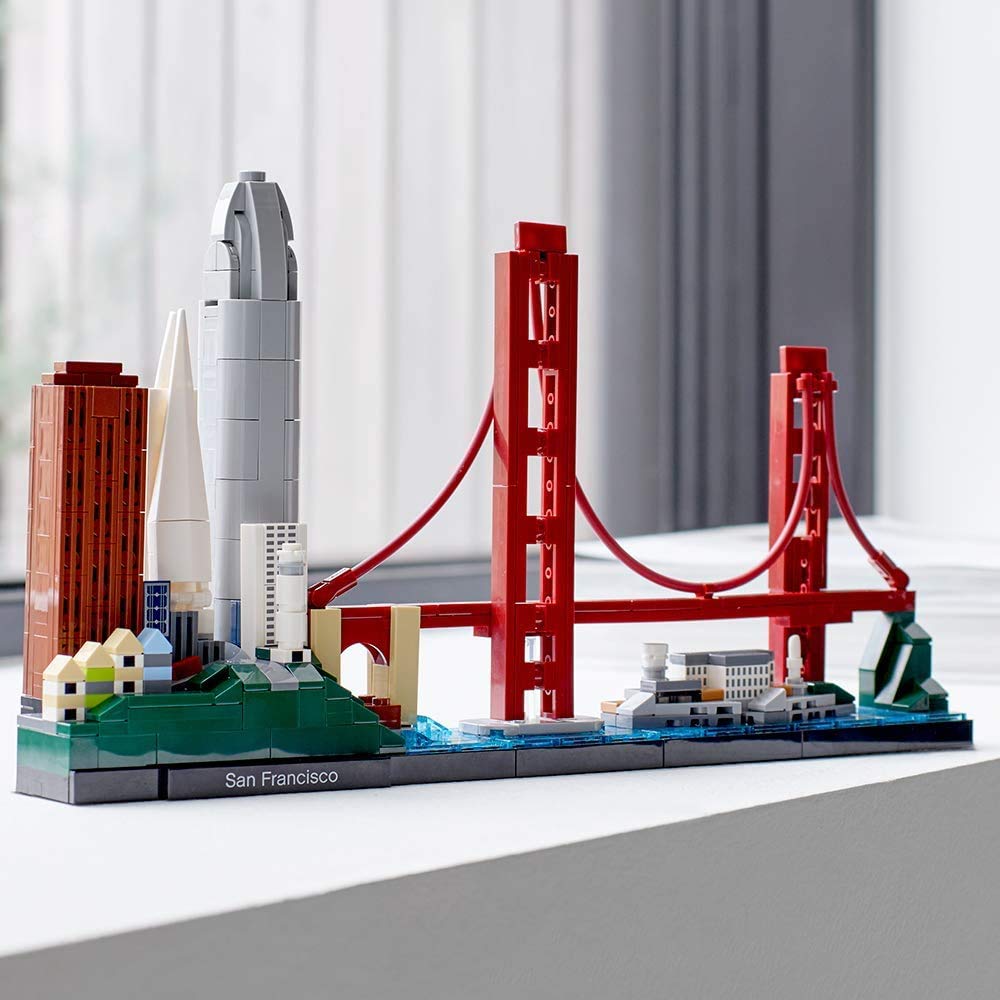 LEGO Architecture San Francisco Transamerica Pyramid portrayal for desks and shelves