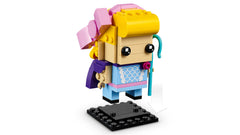 LEGO BrickHeadz Bo Peep staff detail captures the shepherd's tool.