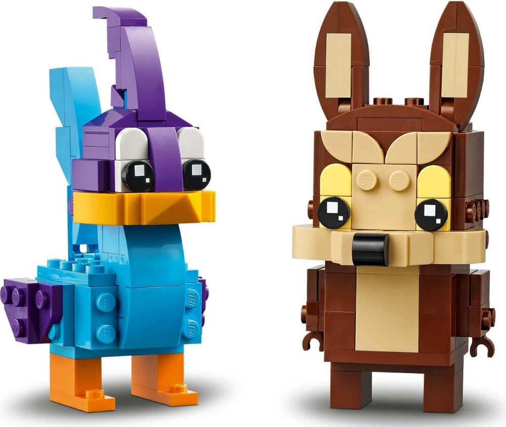 LEGO BrickHeadz duo Road Runner and Wile E. Coyote collection display for enthusiasts