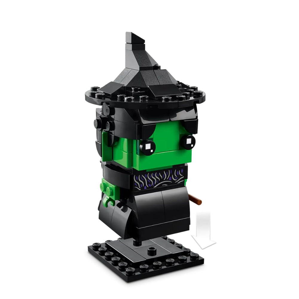 LEGO BrickHeadz Wicked Elfaba & Grinda assembled size suitable for desk decor.