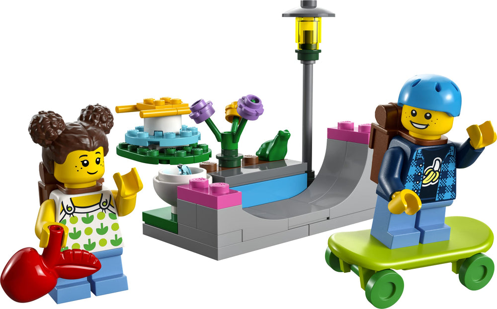 LEGO City 30588 assembled scene with skate-themed elements and vibrant color.