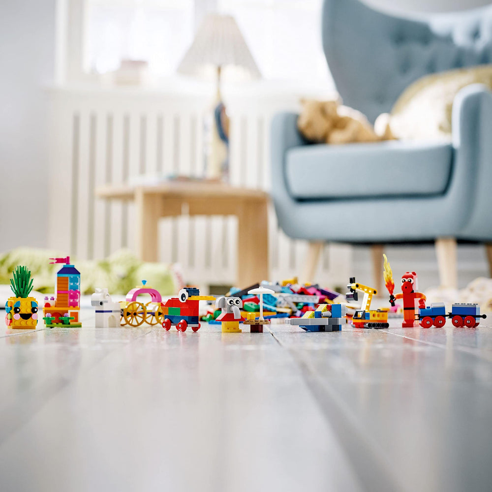 LEGO Classic 90 Years of Play sparks creative ideas for playtime.