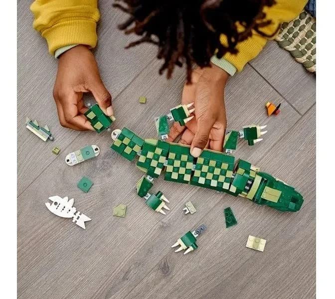LEGO Crocodile 31121 frog-model with long tongue for playful transforms.