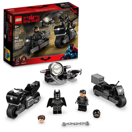 LEGO DC Batman dual-motorcycles for fast hero action