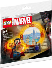 LEGO Doctor Strange interdimensional portal polybag figure for imaginative play and display.