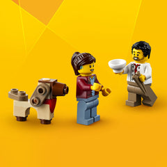LEGO Downtown Noodle Shop Minifigures image featuring two minifigures for storytelling.