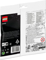 LEGO Doctor Strange cape polybag highlighting the red cape accessory for character customization.