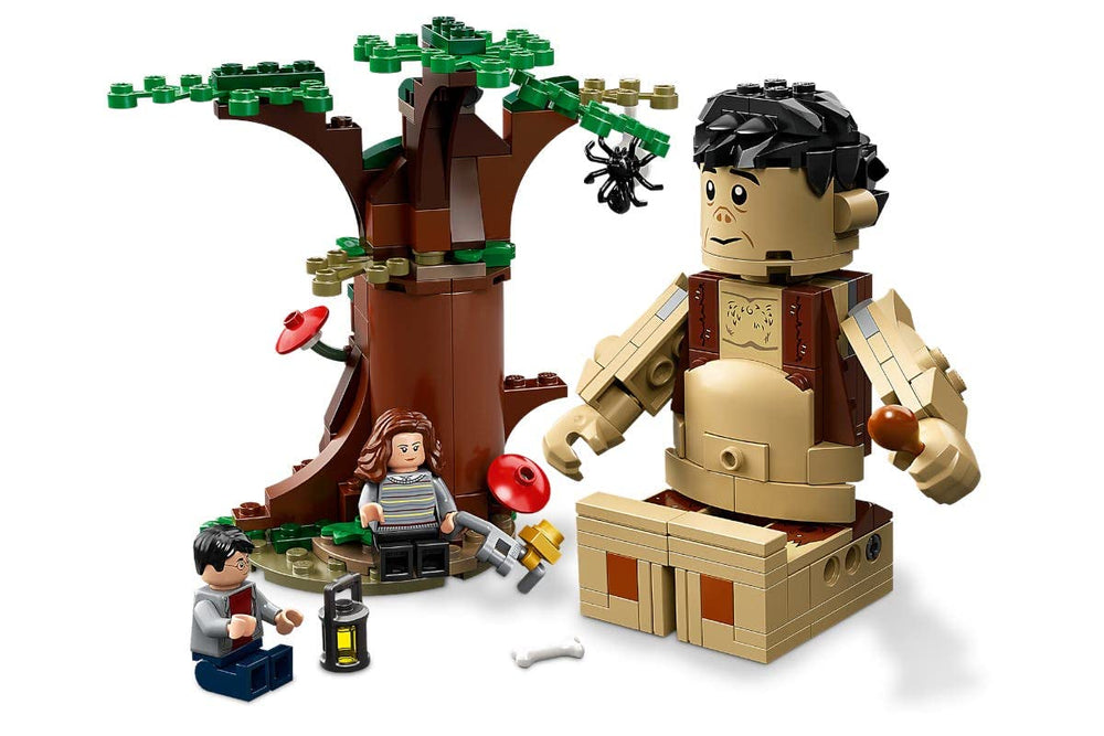 LEGO Harry Potter Forbidden Forest bone and turkey leg accessories spark storytelling