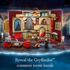 LEGO Harry Potter Gryffindor banner includes minifigures and items for interactive role play