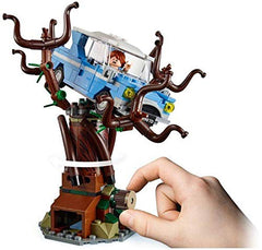 LEGO Harry Potter Hogwarts castle section for display and storytelling