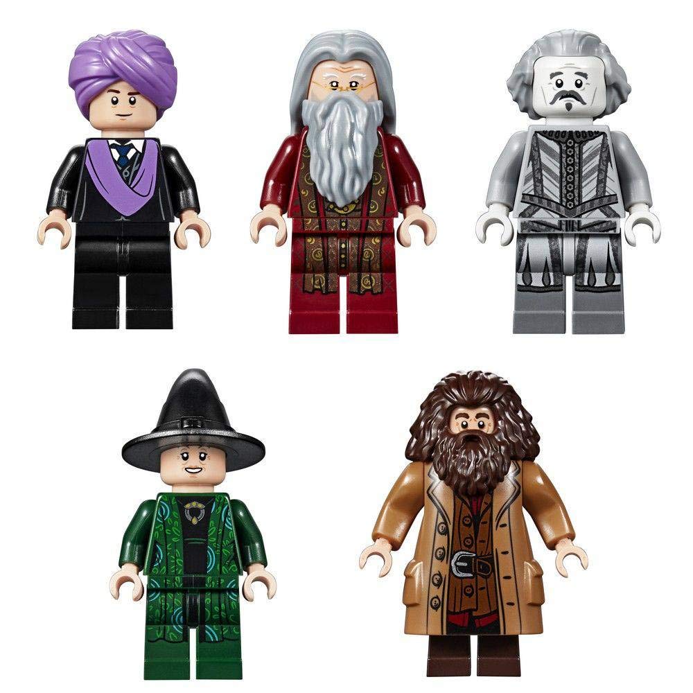 LEGO Harry Potter Hogwarts Great Hall treasure room invites treasure-hunting adventures