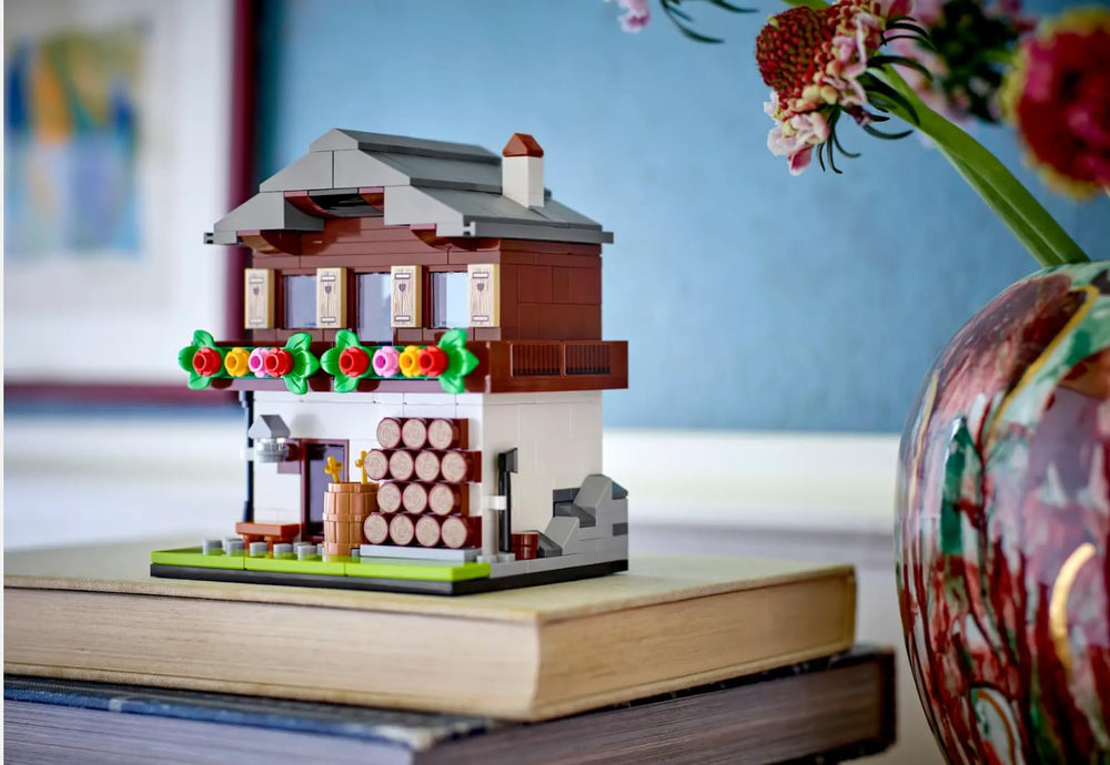 LEGO Houses of The World 3 Switzerland roof detail for customization