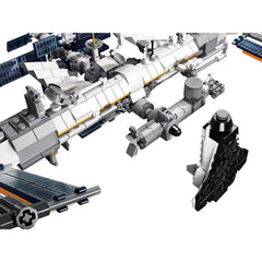LEGO Ideas ISS 21321 striking shelf display that attracts attention
