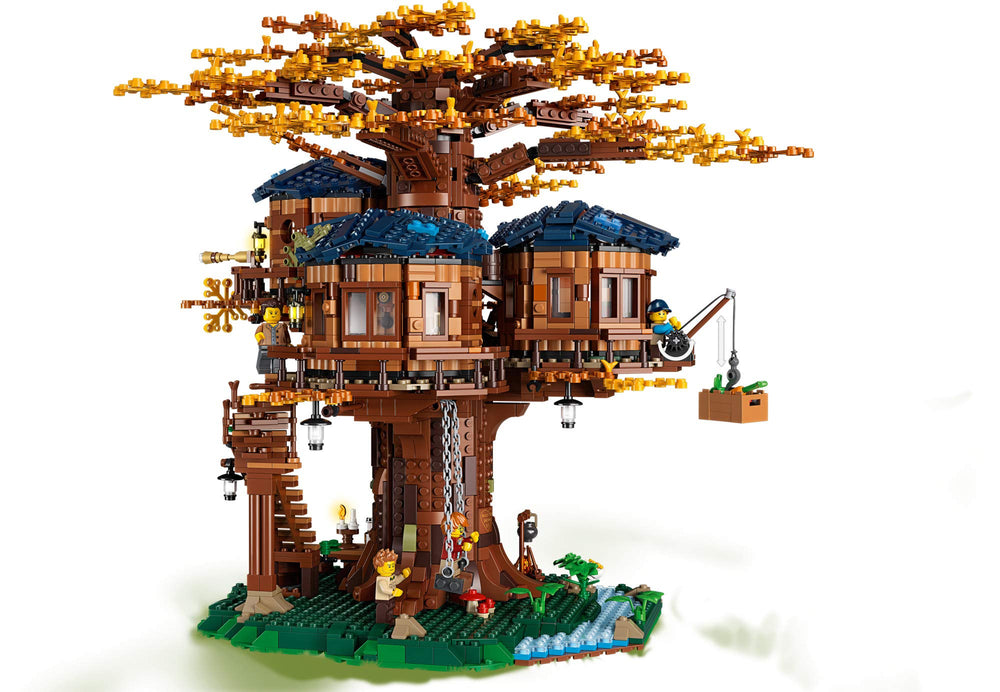 LEGO Ideas Tree House 21318 bird figure adds charm to woodland adventures.