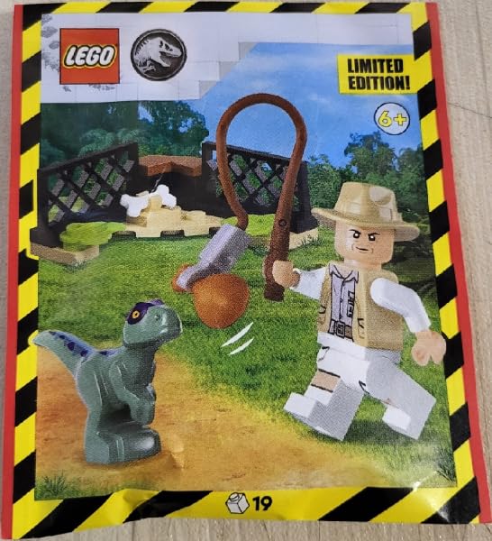 LEGO Jurassic World baby raptor adds action to Jurassic training scenes