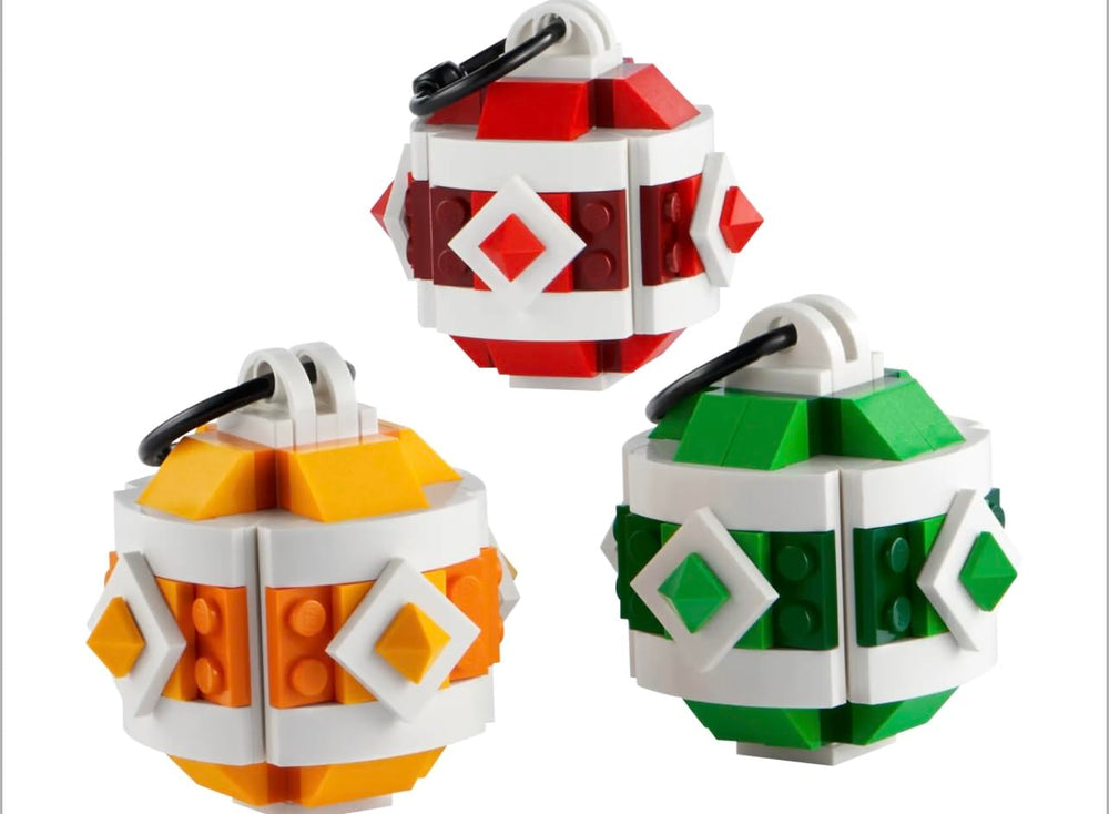 LEGO Limited Edition Christmas Decorations Set topper 2 — bold hues for family holiday crafting