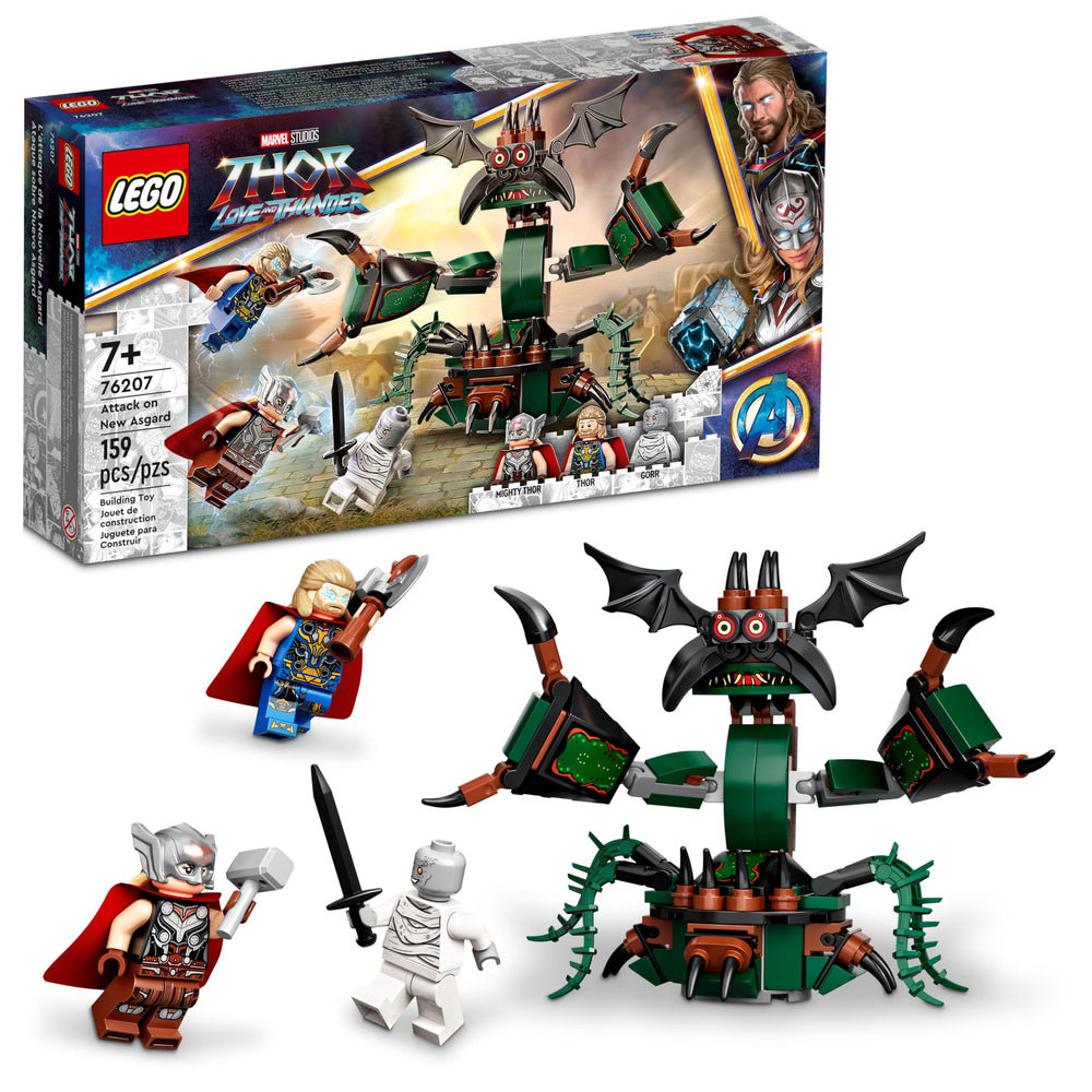 LEGO Marvel Attack on New Asgard: Thor front-view pose for imaginative play and display