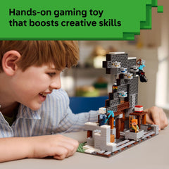 LEGO Minecraft The Pickaxe Mine ridable spider and polar bear companion