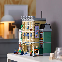 LEGO Police Station 10278 rare nougat pieces for texture and collectability