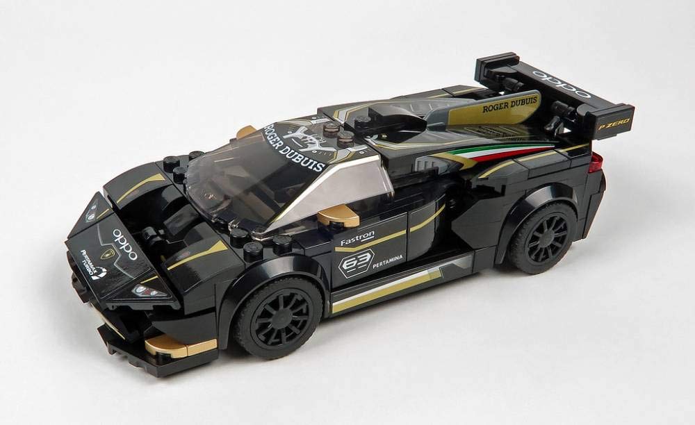 LEGO Speed Champions two-car display set for shelf-worthy car collections.