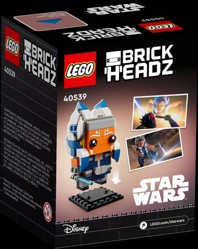LEGO Star Wars BrickHeadz Ahsoka Tano 40539 detailed outfit and blue lightsabers