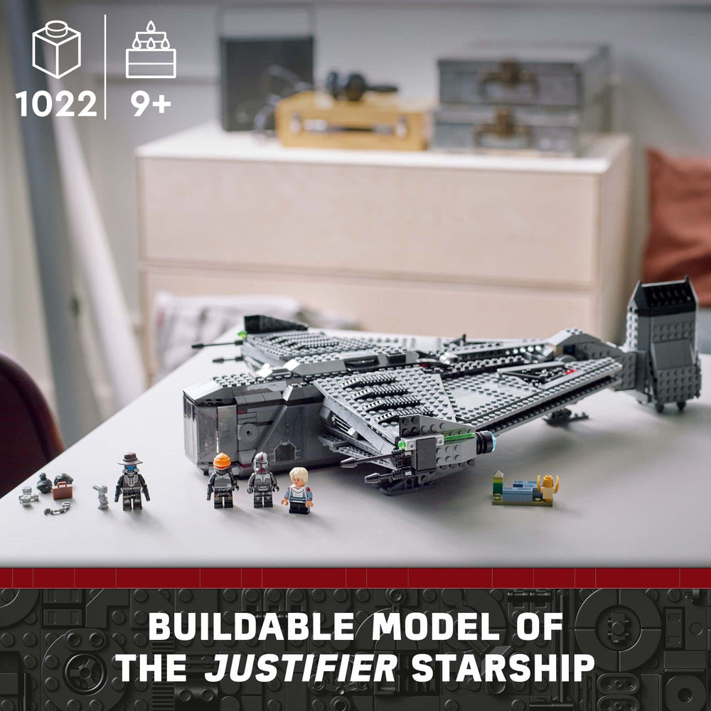 LEGO Star Wars The Justifier rear-engine with foldable mechanics for flight and landing